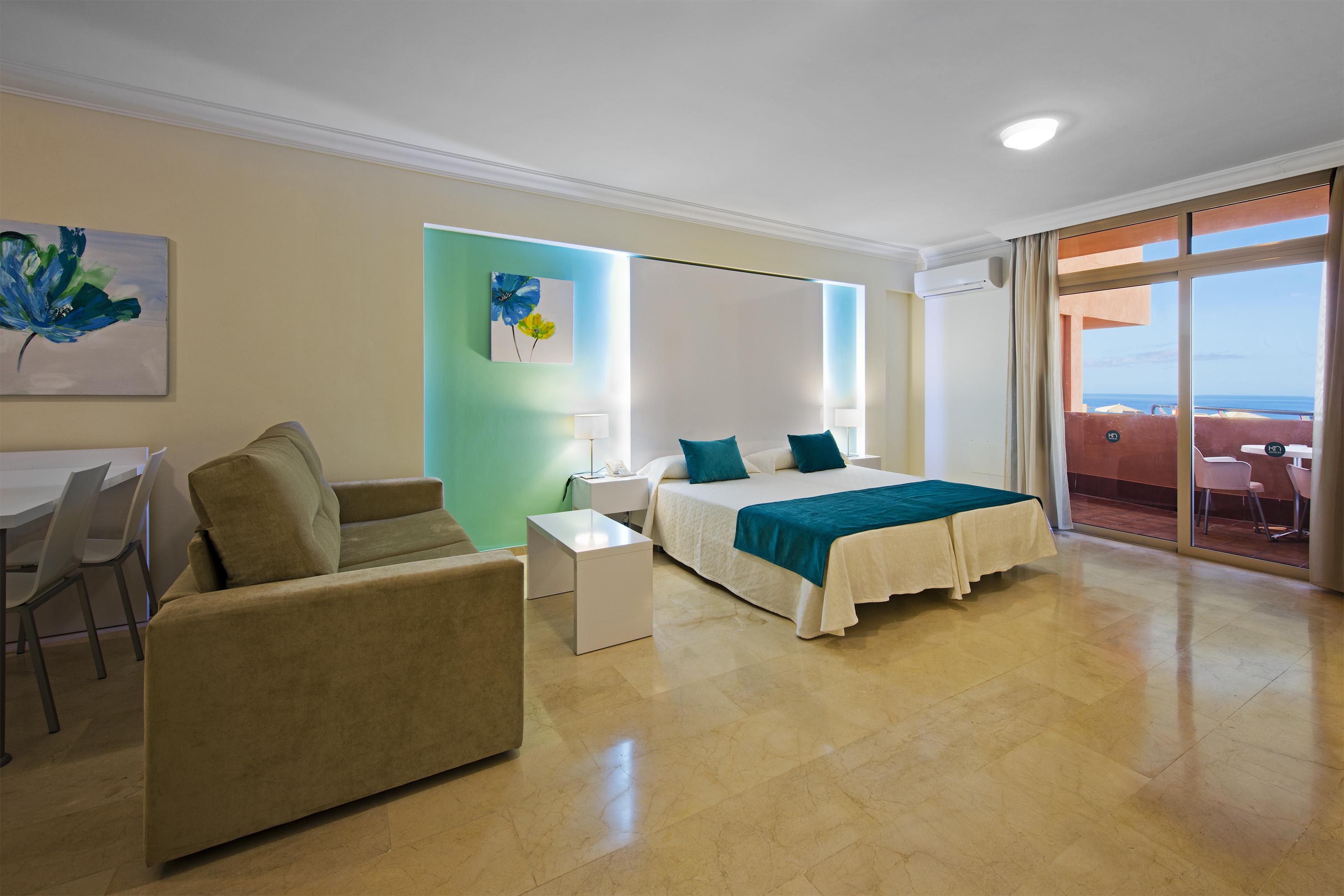 Apartahotel Kn Panorámica 3*