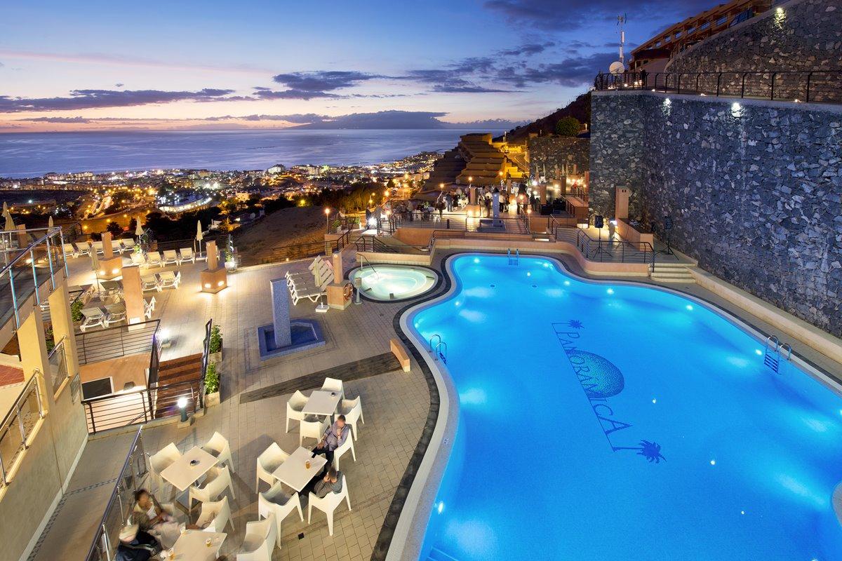 Kn Panorámica Apartahotel Costa Adeje (Tenerife)