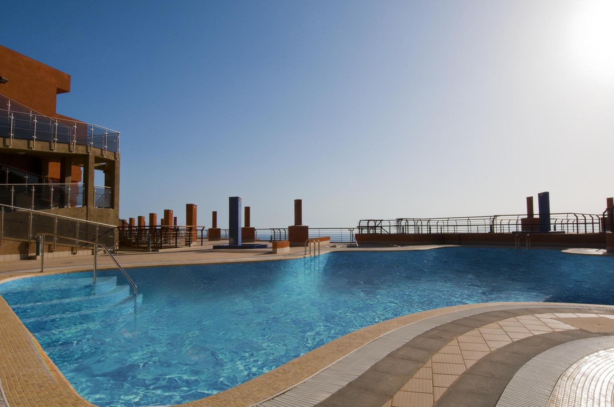 Kn Panorámica Apartahotel 3*